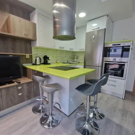 190a Dos Dormitorios Y Terraza Апартаменти